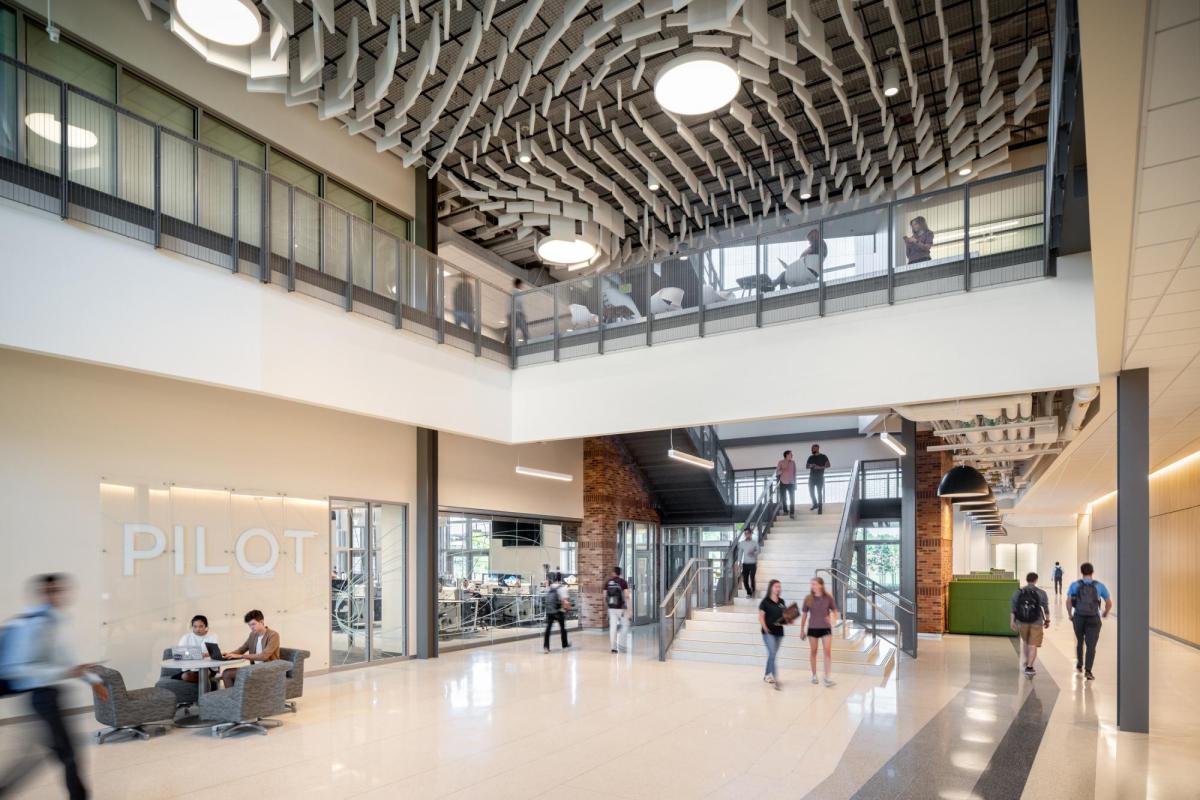 AERO lobby