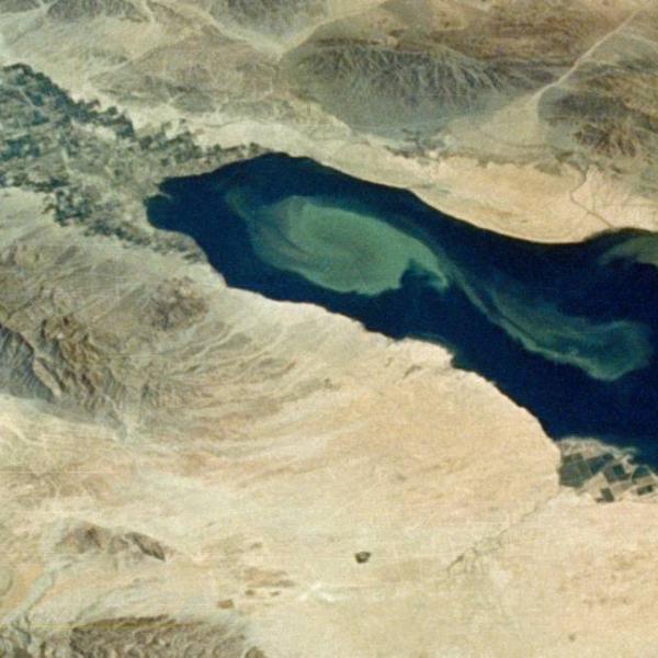 Aerial photo of lake with declining water level