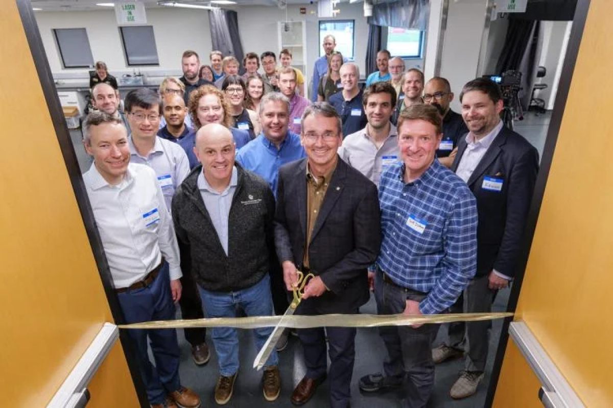 QEI lab ribbon cutting ceremony