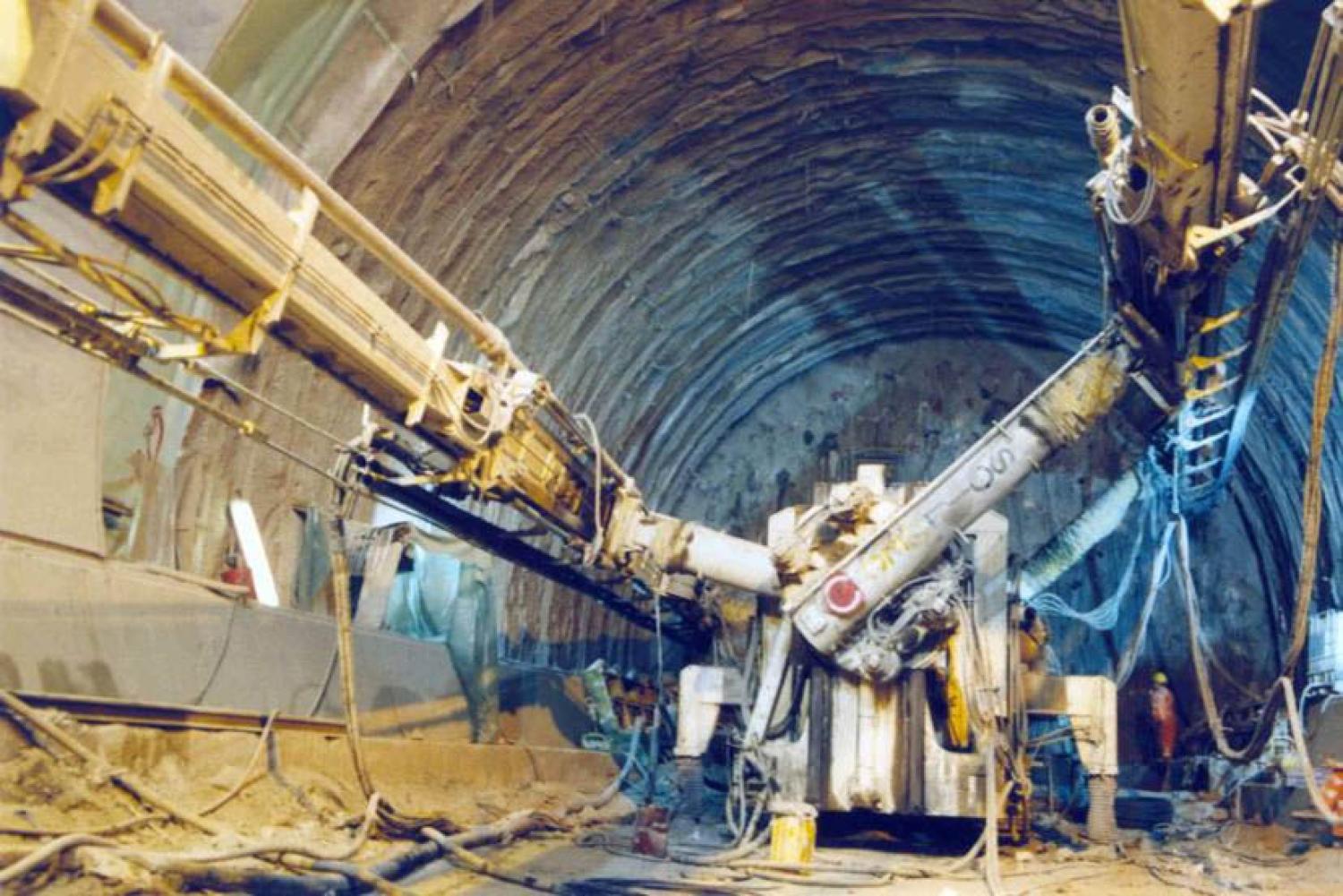Tunnel excavation