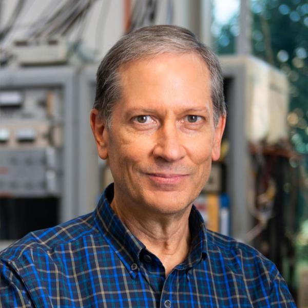 Headshot of Timothy Minton