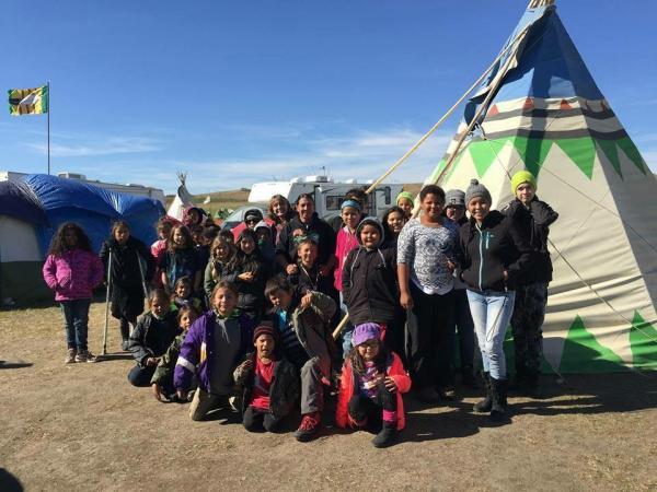 Standing Rock school. Image from Mní Wičhóni Nakíčižiŋ Owáyawa, Defenders of the Water School