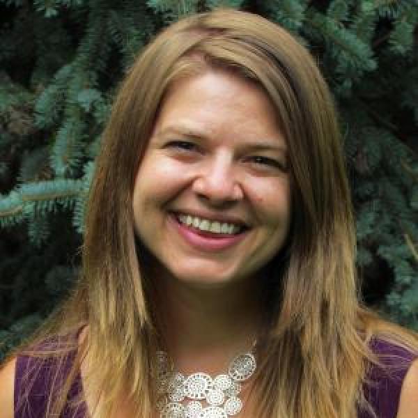 headshot of Leah Sprain