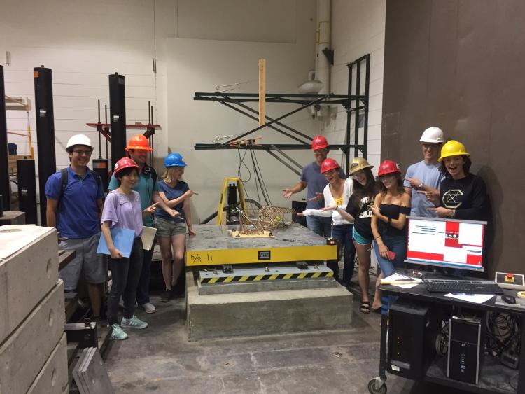 Shake table with EERI students