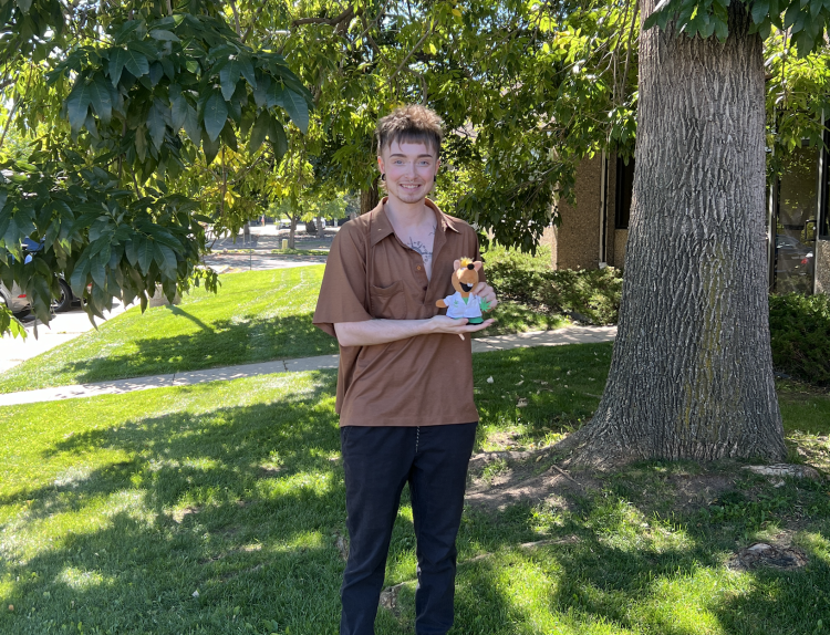 Devon Holding Bud