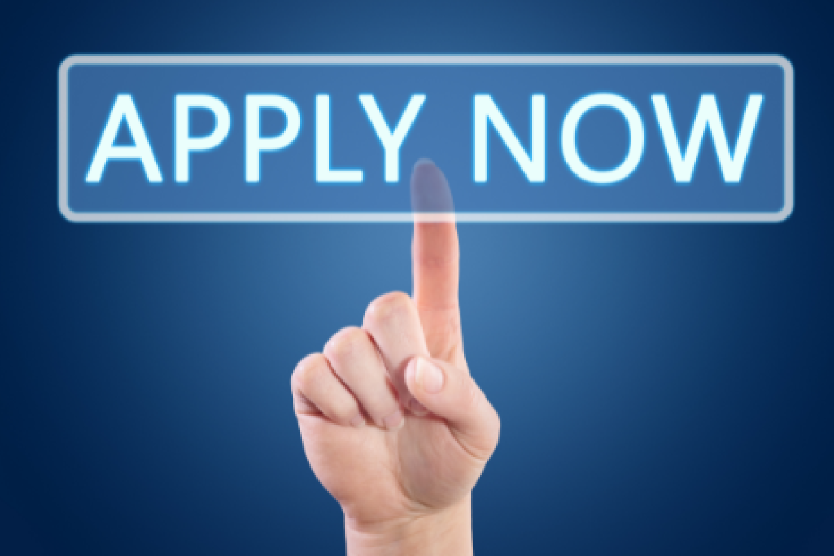 pointer finger touching text that says apply now