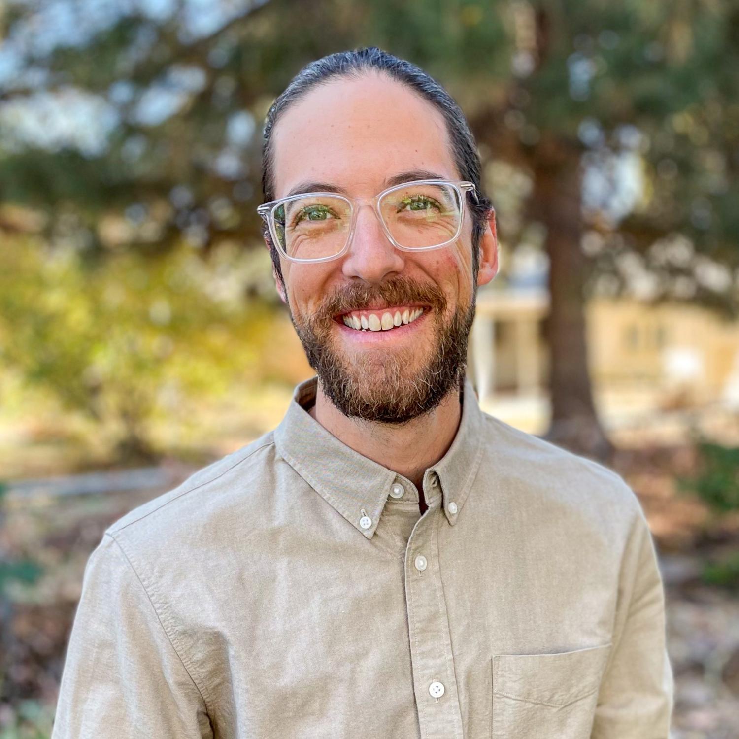 Riley Mulhern headshot