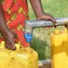 filling water container