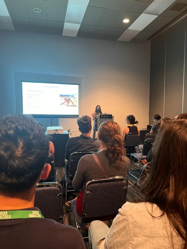 Sierra presenting her research at ESA 2022