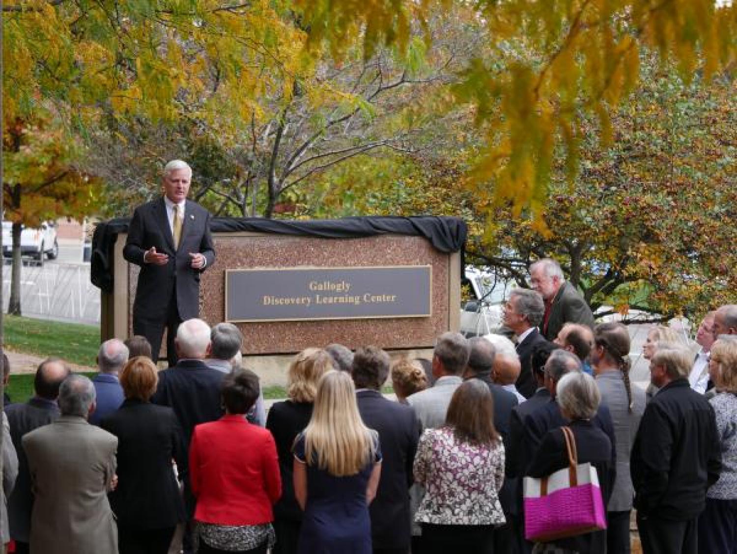 Jim Gallogly speaks at DLC ceremony