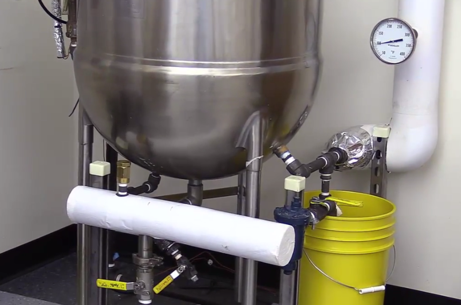 Steam jacketed tank equipment