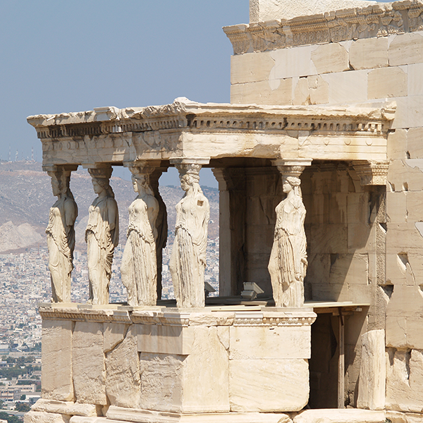 caryatids of erechtheum, Ken Russell Salvador, CC BY 2.0 <https://creativecommons.org/licenses/by/2.0>, via Wikimedia Commons