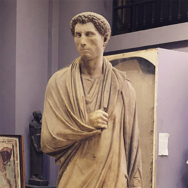 statue of a greek orator, Brad7753, CC BY-SA 4.0 <https://creativecommons.org/licenses/by-sa/4.0>, via Wikimedia Commons