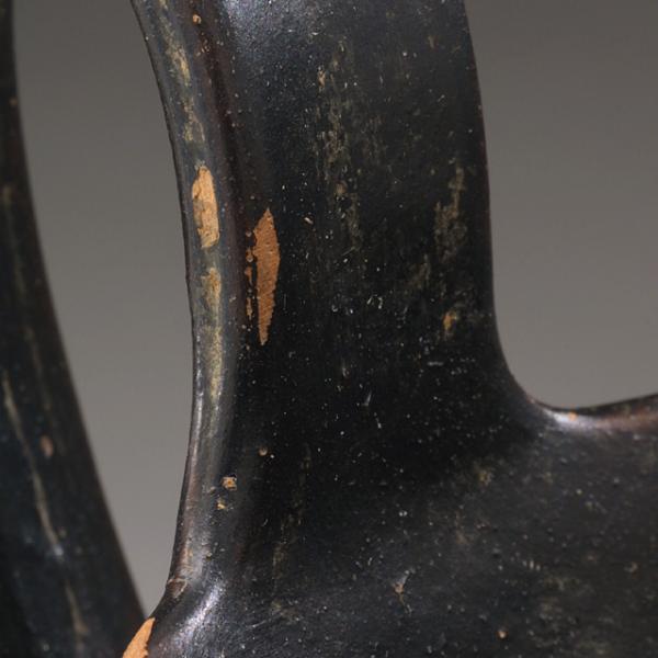 upper handle attachment