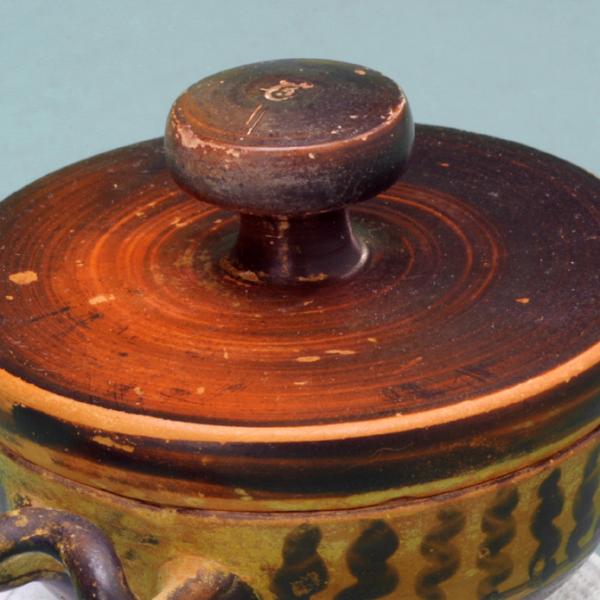 handle of lid