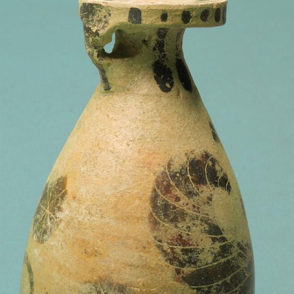 handle and sphinx wing