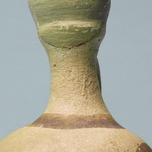 neck and modern mend, detail