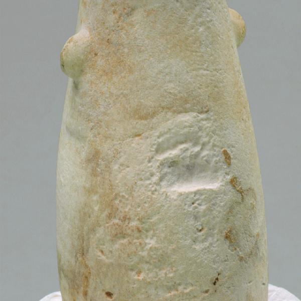 lower body and handles, oblique view