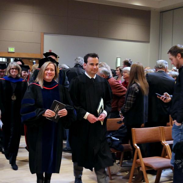 The faculty procession enters.