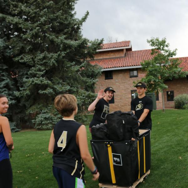 Students were eager to meet their roommates and get settled in their new space.