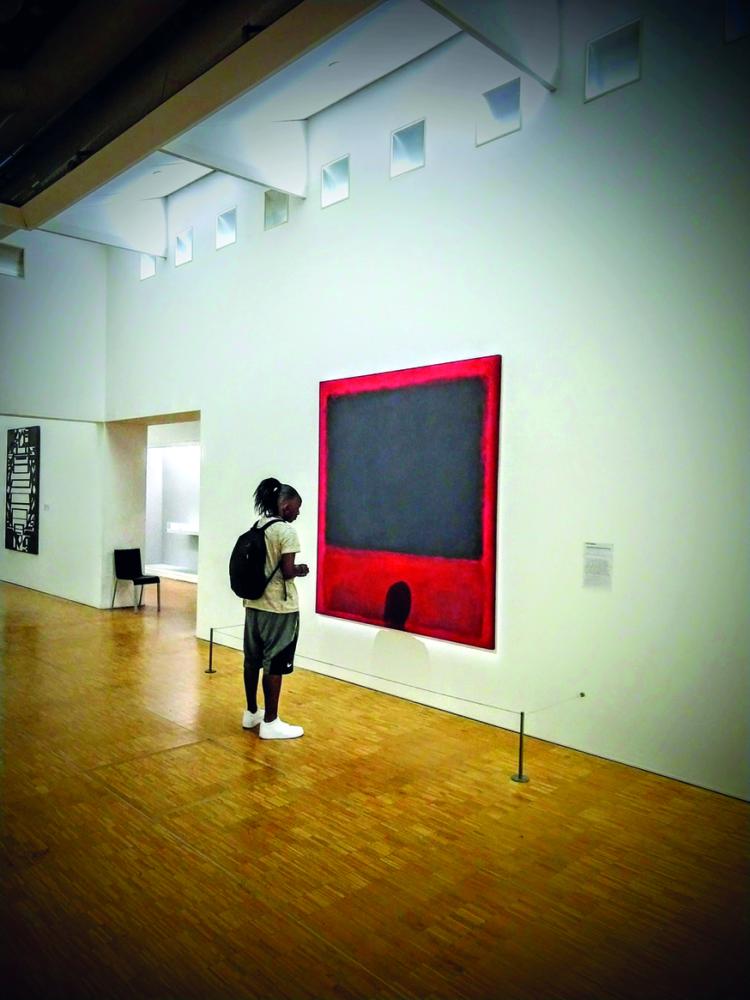Assistant Professors Jolene Fisher and Toby Hopp accompanied students on visits to nine strategic communications agencies in Paris over the summer for the International Strategic Communication Global Seminar. The group of 25 students visited cultural landmarks throughout the city, and in other areas of France and Belgium. Above, senior media design student Dream Brewer looks at a Mark Rothko painting at the Centre Georges Pompidou in Paris.