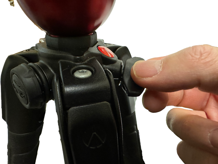 Tripod pedestal knob