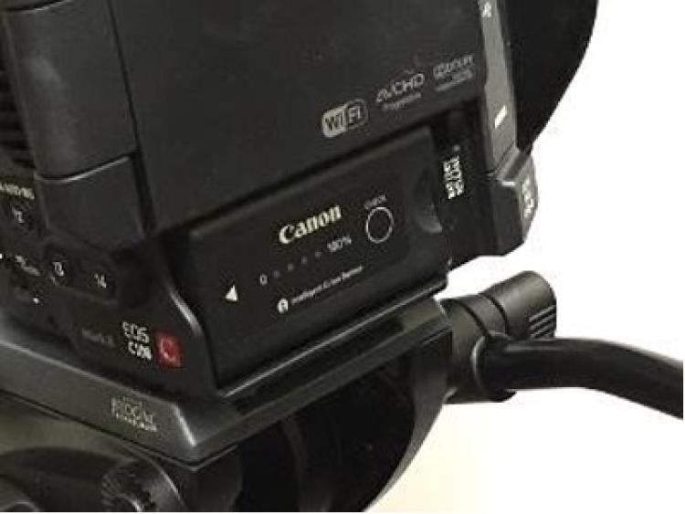 Inserting the battery