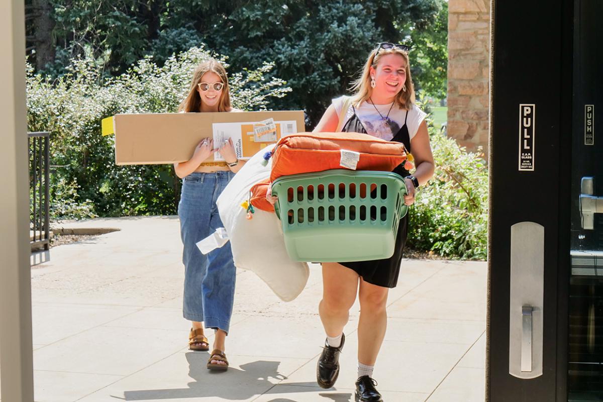 Students move into Buckingham