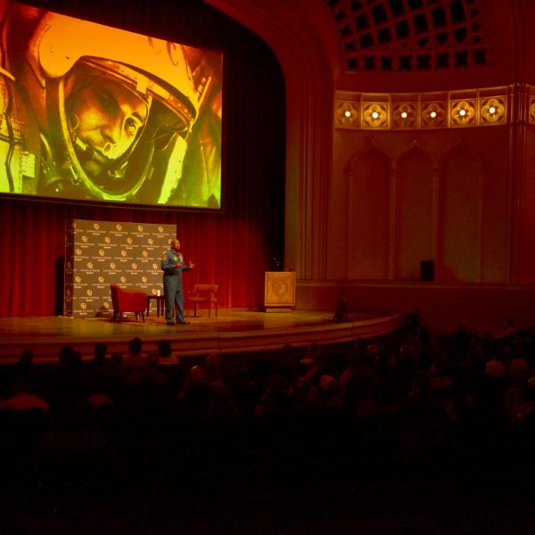 Emme Clymer, journalism