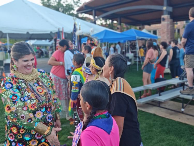 Powwow1