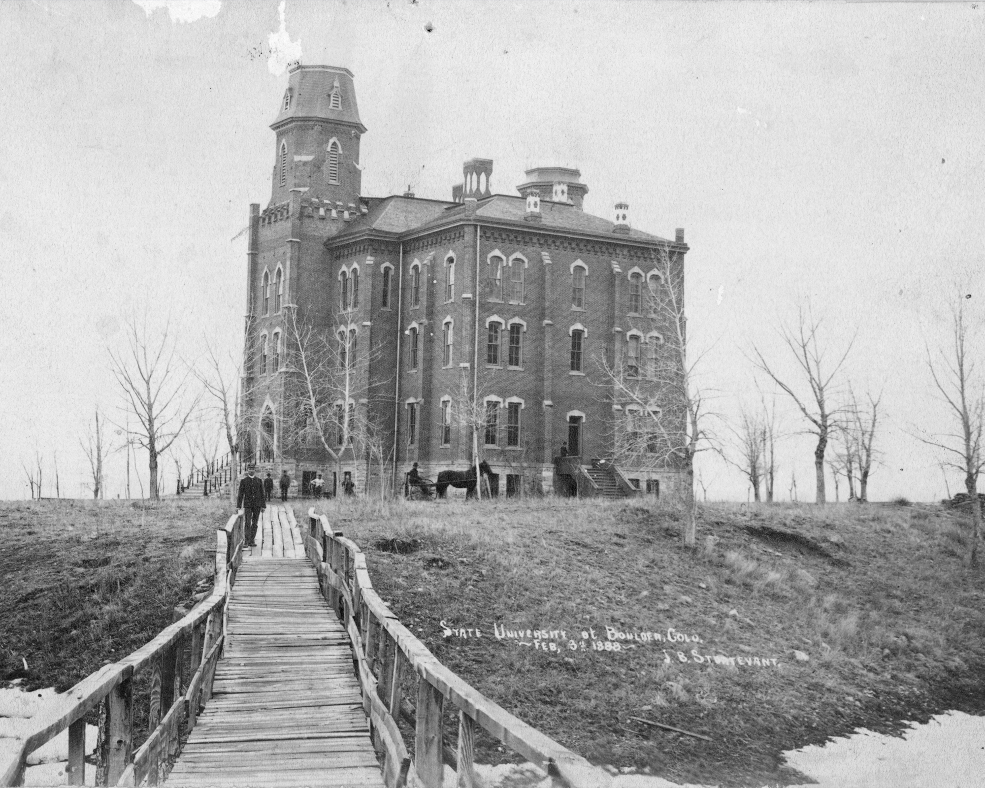 Historical image of Varsity Bridge