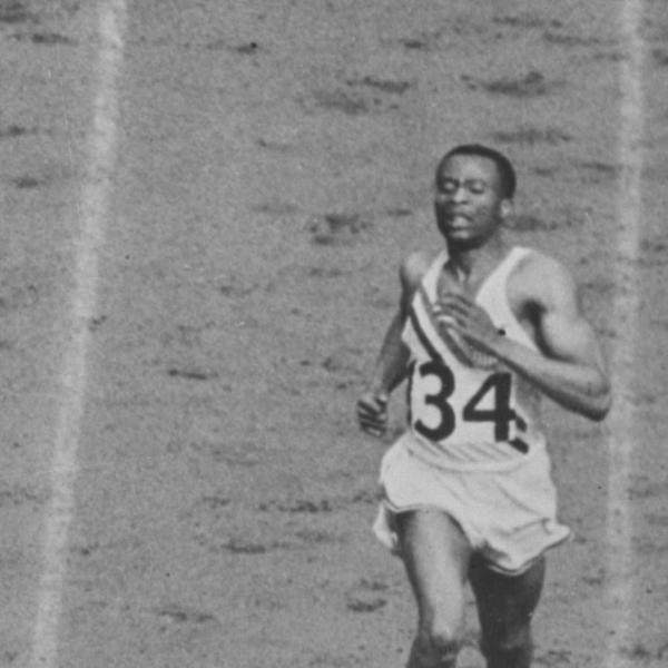 David Bolen finishing Men's 400 at 1948 Olympics