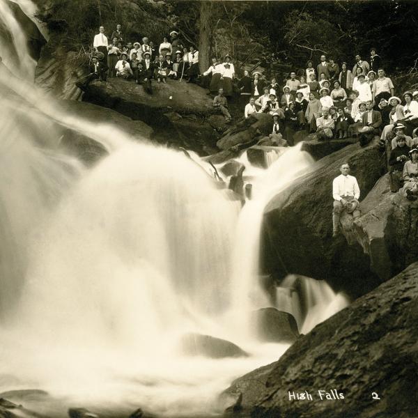 University of Colorado Hiking Club in High Falls