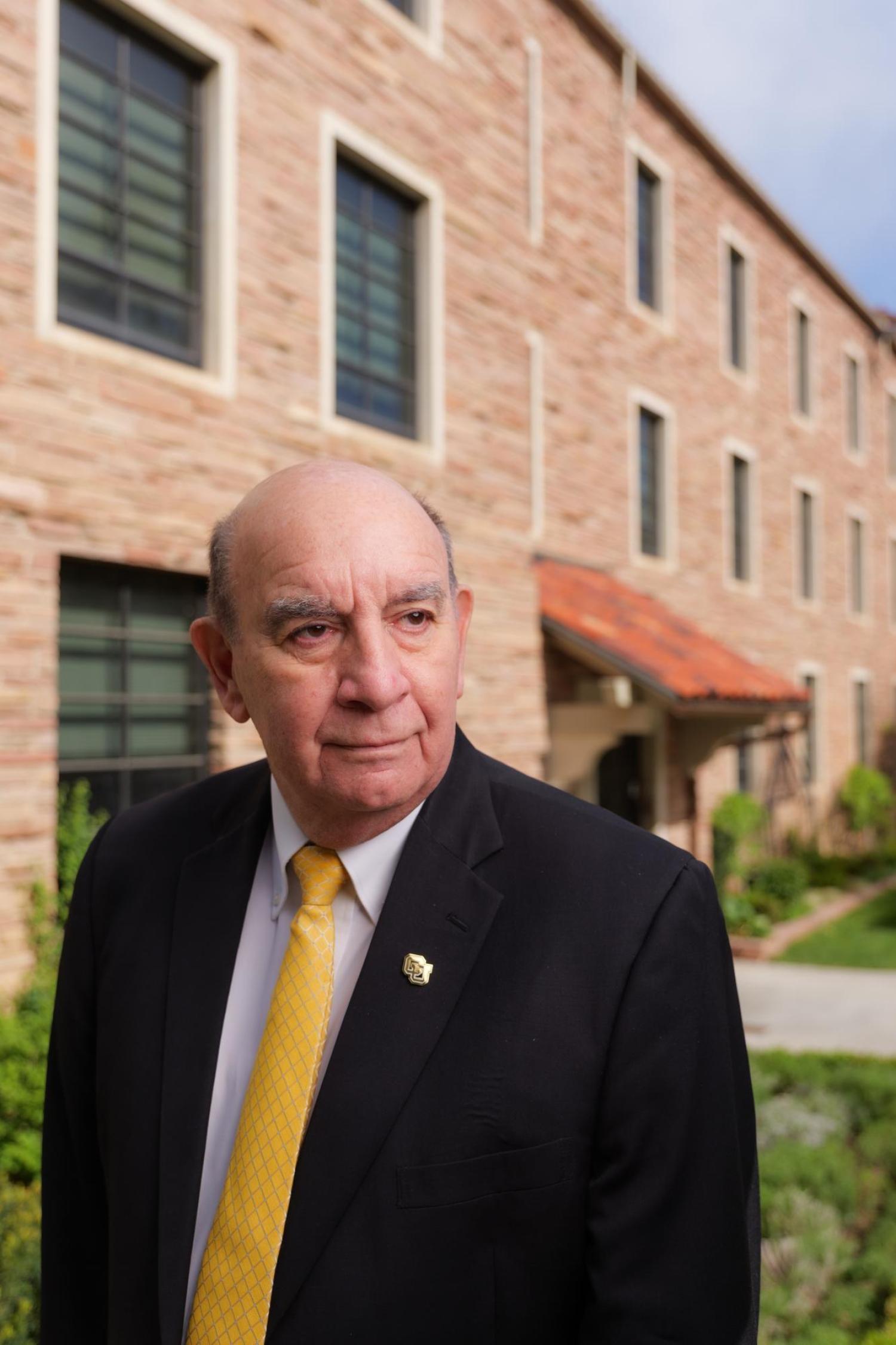Chancellor Phil DiStefano