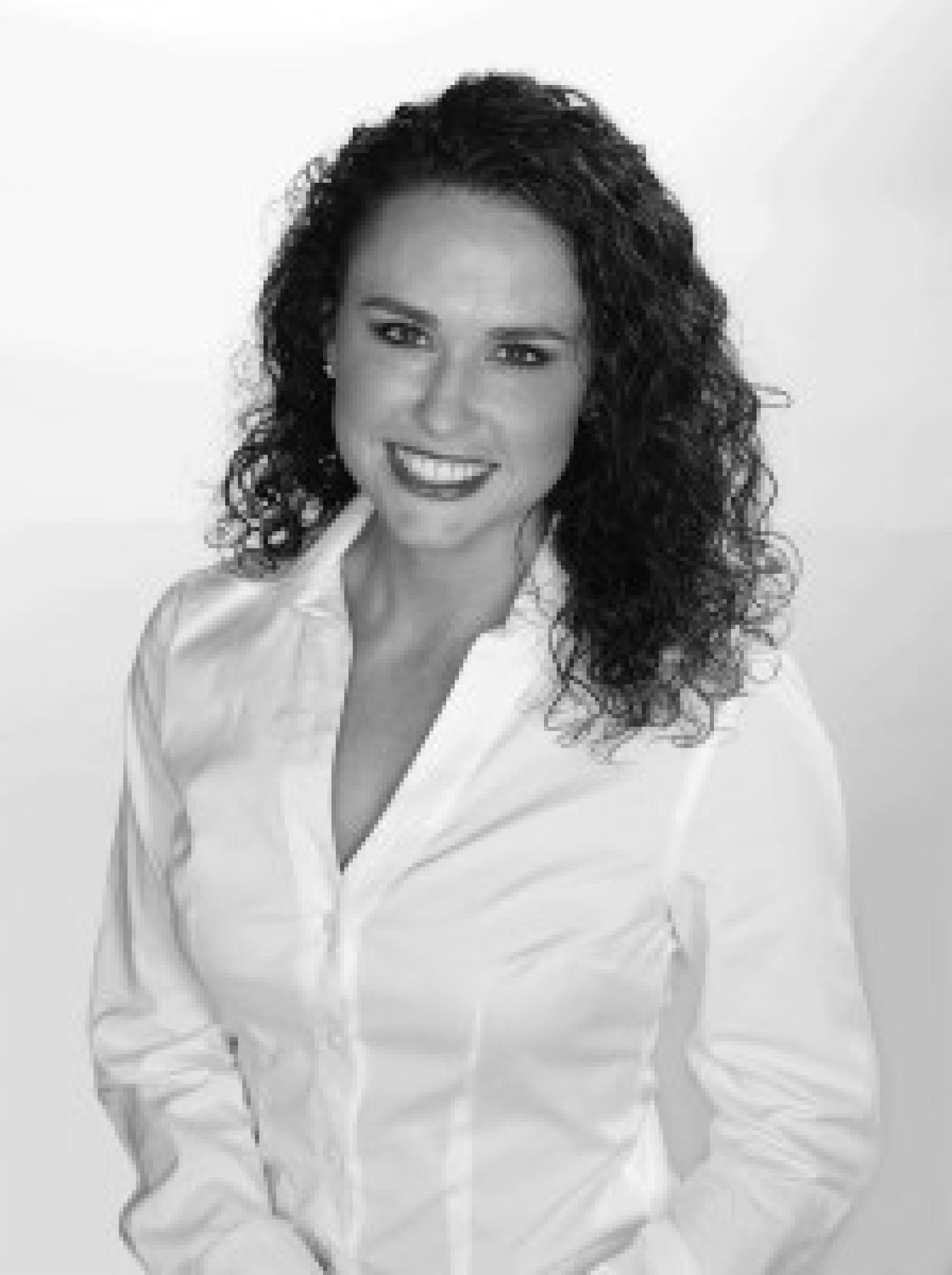 Angela Mader (InfoSys’01)