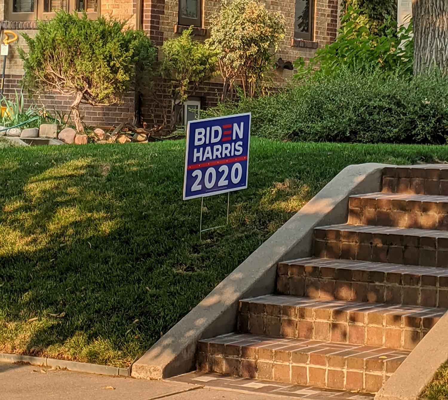 Biden Harris Lawn Sign