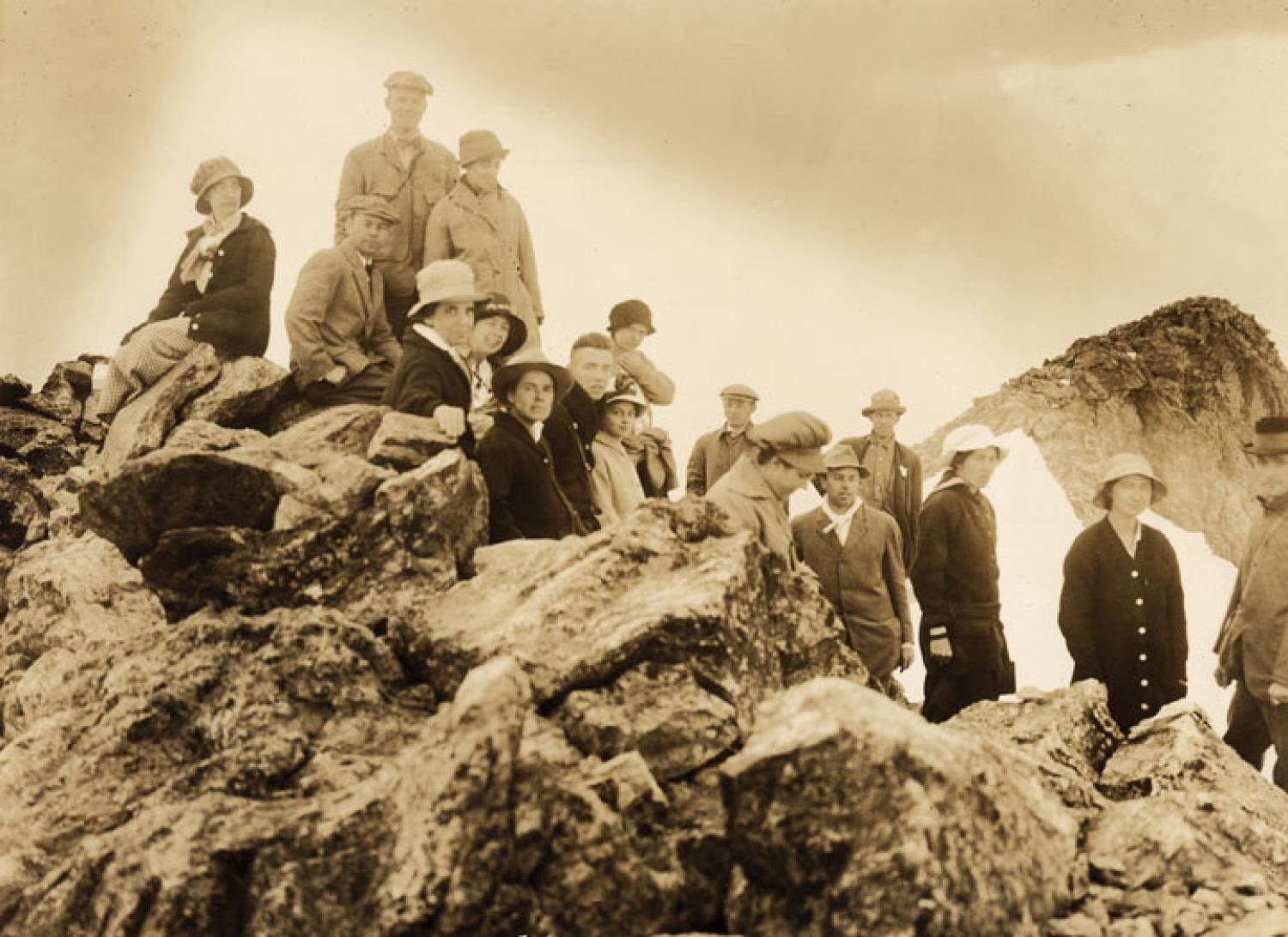 cu hiking club