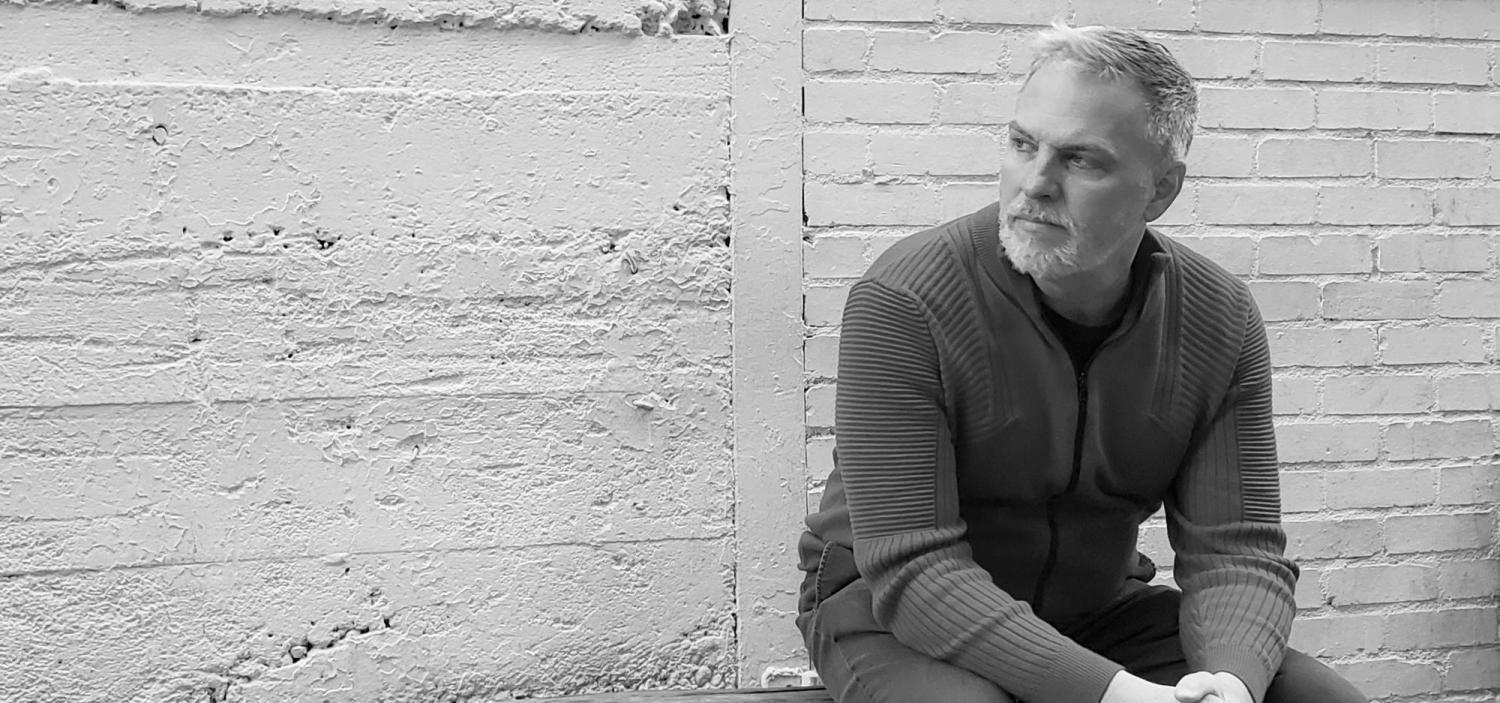 author D. Eric Maikranz