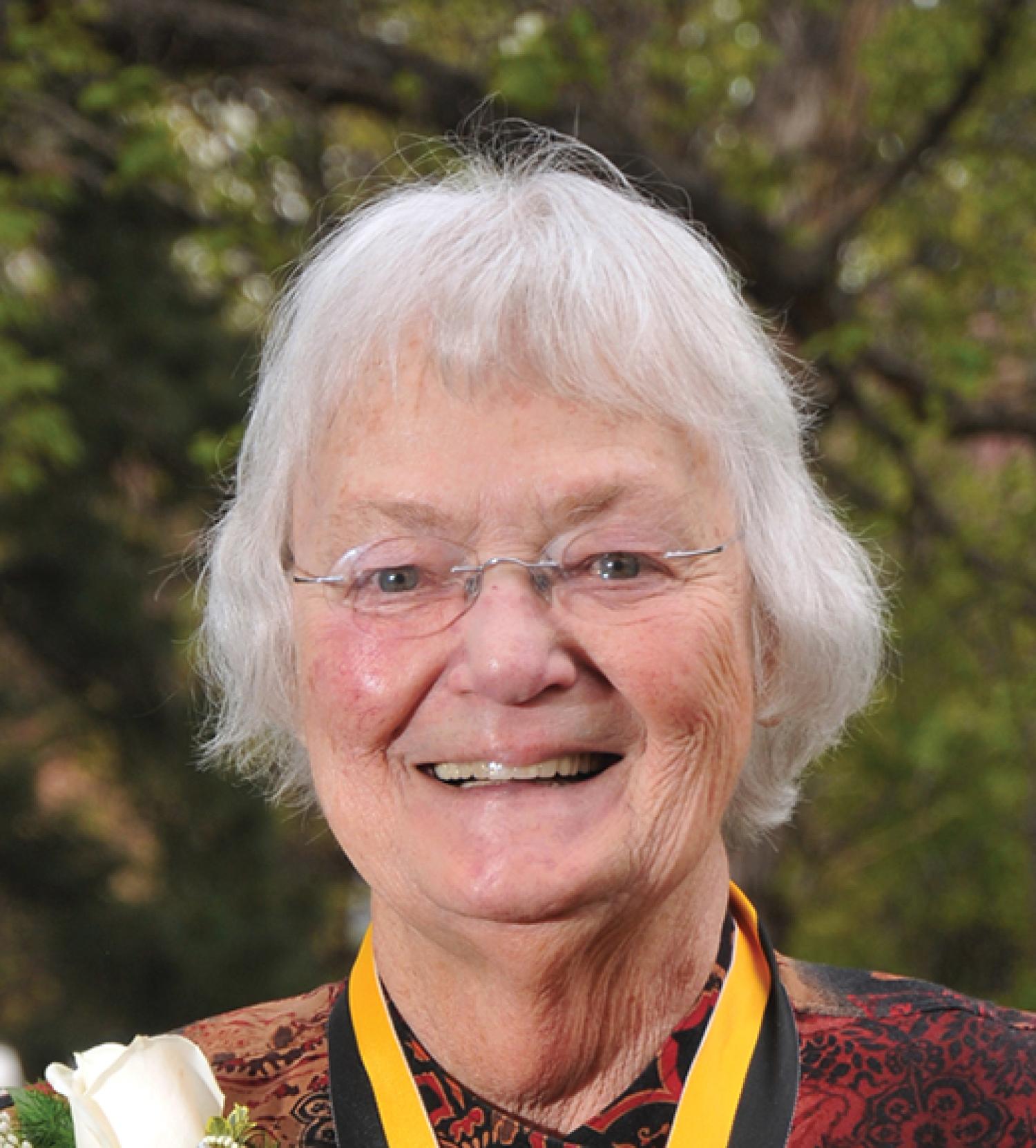 Joanne Easely Arnold