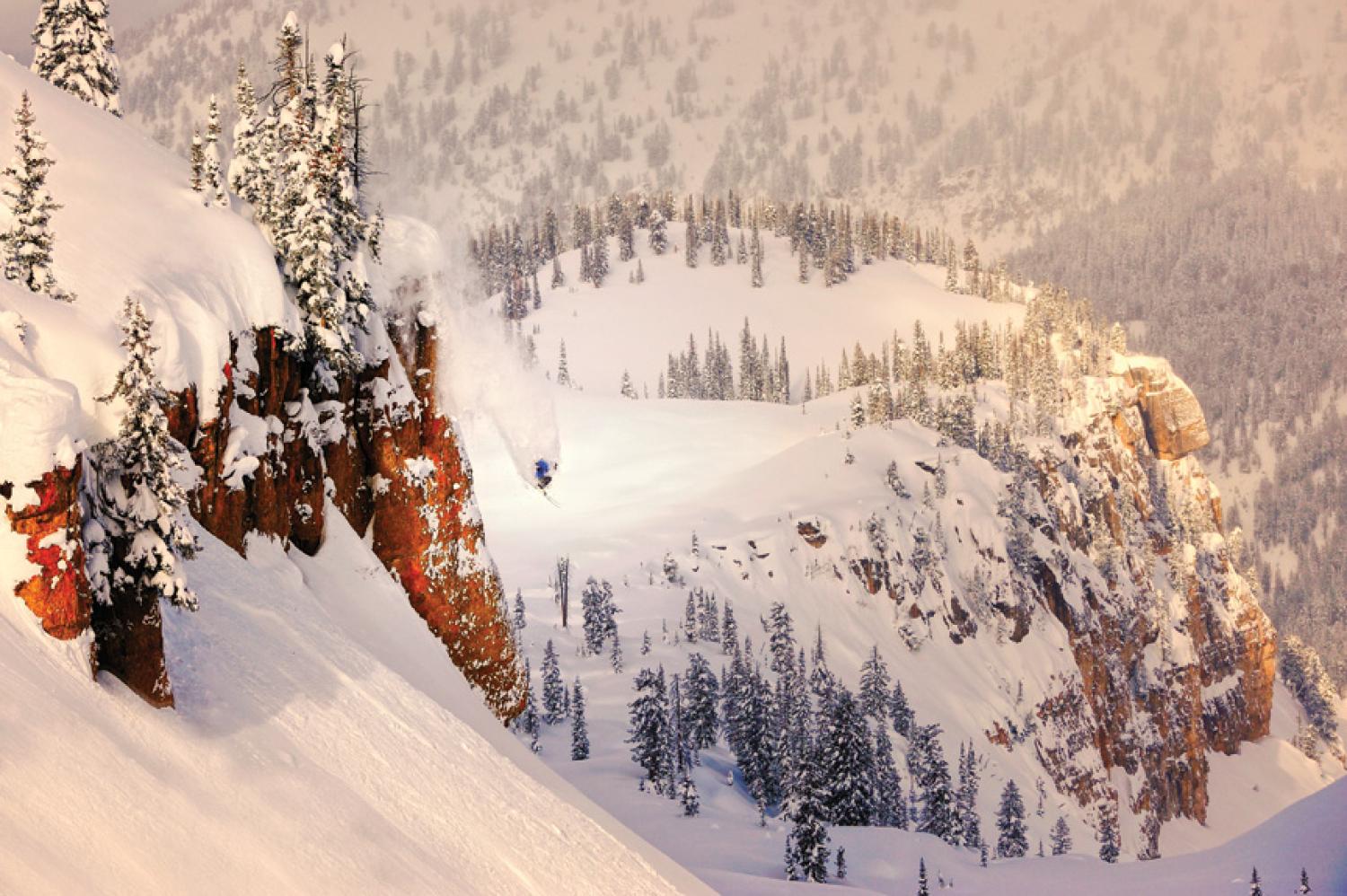 wyoming skiing scene