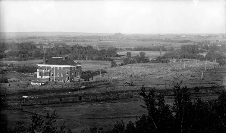 Heritage center Brackett