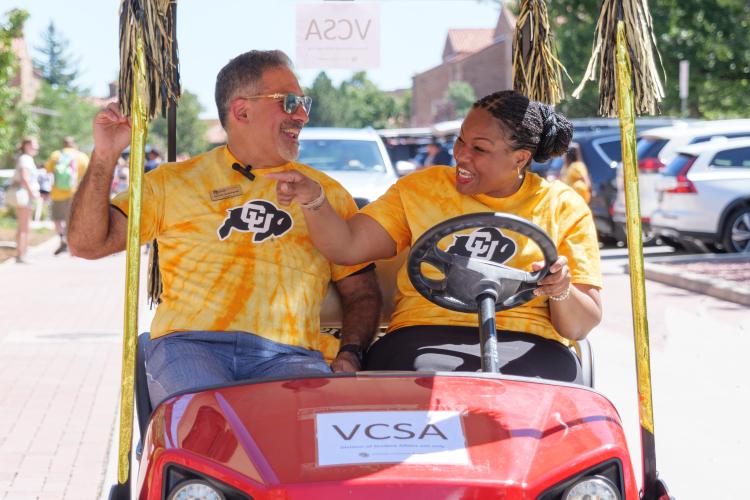 Chancellor Schwartz at Move In