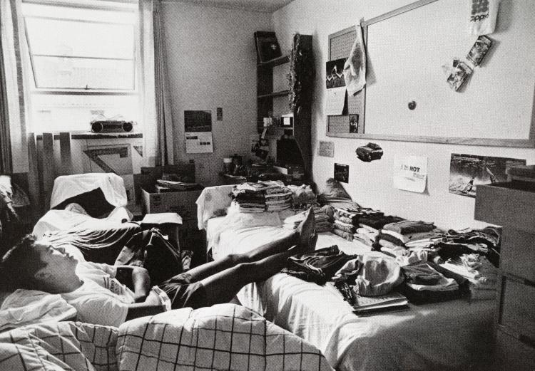 1986 Dorm Photo