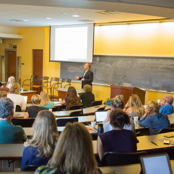 Classroom style meeting room