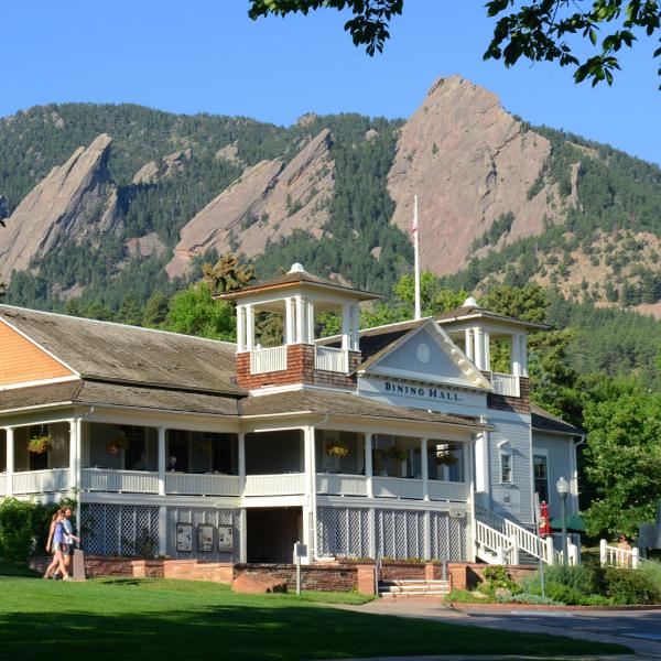 Chautauqua Dining Hall at the base of Flatirons Mountains