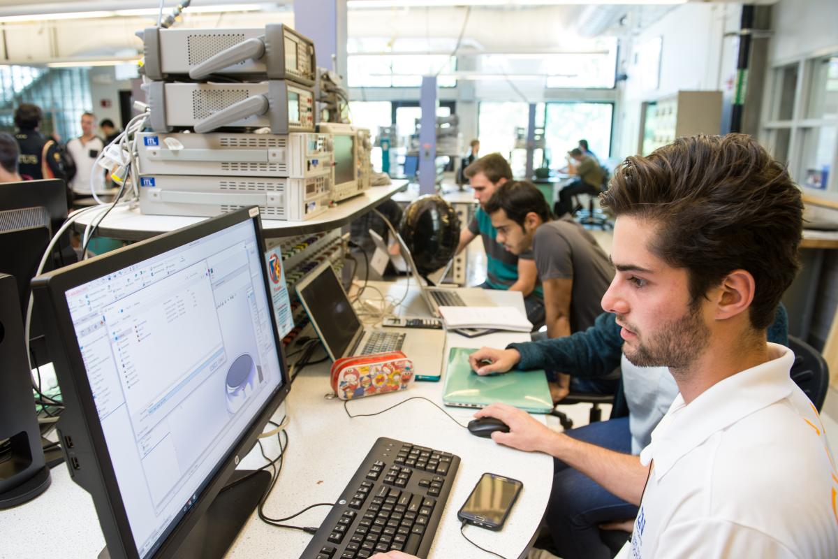 A student works in the ITLL