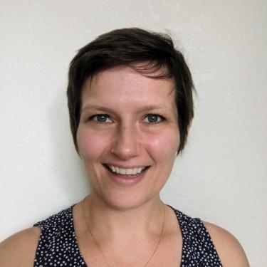 Kerri Wingert headshot