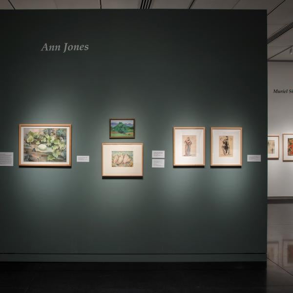 Center wall