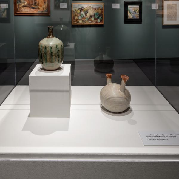 Center case with ceramics