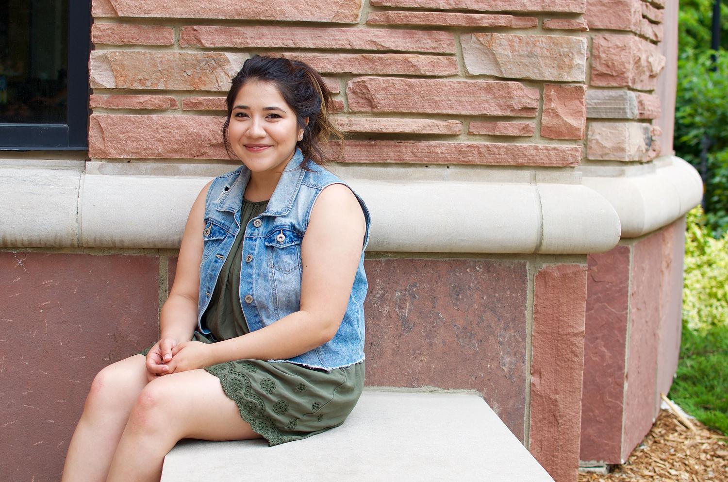 First gen student, Puksta Scholar helps families navigate road to college